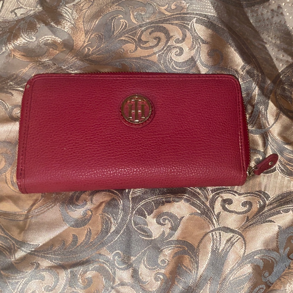 Tommy Hilfiger Red Leather Wallet